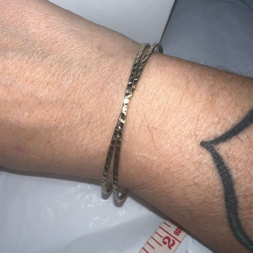 Gold‎ Tone Delicate Criss Cross Cuff Bracelet